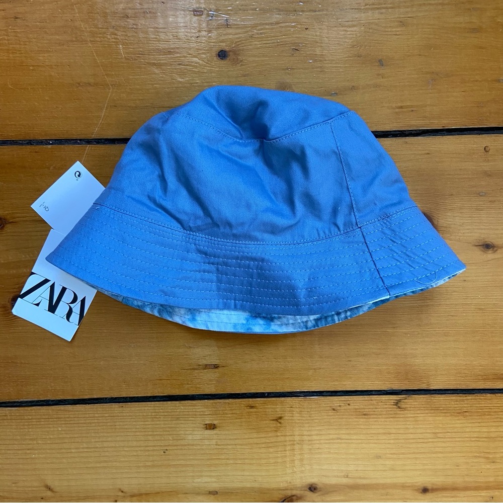NEW Zara Women's Reversible Blue Tie Dye Bucket Hat - Size Medium - NWT
